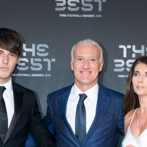 Didier Deschamps, sa femme Claude et leur fils Dylan - Les célébrités arrivent à la cérémonie des Trophées Fifa 2018 au Royal Festival Hall à Londres, Royaume Uni, le 25 septembre 2018. © Cyril Moreau/Bestimage