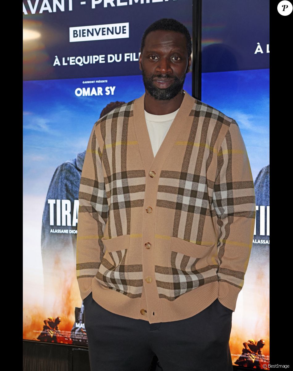 Omar Sy à l'avant-première du film "Tirailleurs" au cinéma CGR Bordeaux Le Français, à Bordeaux, le 7 décembre 2022. © Jean-Marc Lhomer/Bestimage