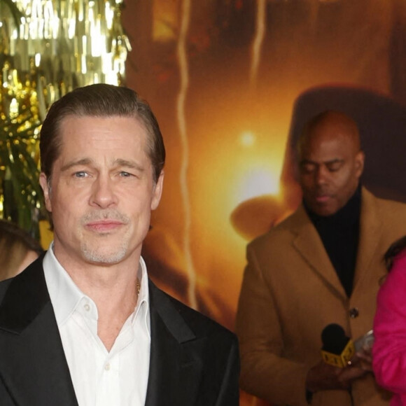 Brad Pitt au photocall lors de la première du film Babylon à Los Angeles le 15 décembre 2022.