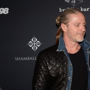 Emmanuel Petit et sa femme Maria - A l'occasion des 20 ans de la victoire de l'équipe de France, les bleus 98 se sont rendus à un dîner organisé au Buddha Bar avec tous les joueurs et leur famille le 11 juin 2018. © Rachid Bellak/Bestimage