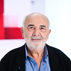 Exclusif - Gérard Jugnot - Enregistrement de l'émission Vivement dimanche au studio Gabriel, présentée par M.Drucker, et diffusée sur France 3, le 08 janvier 2023. © Guillaume Gaffiot / Bestimage