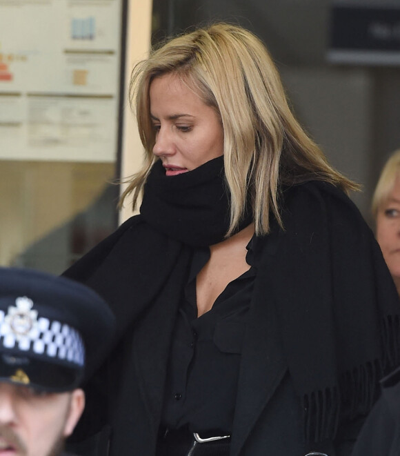 Caroline Flack a plaidé non coupable devant l'accusation d'agression de son supposé compagnon Lewis Burton à Londres le 23 décembre 2019. 