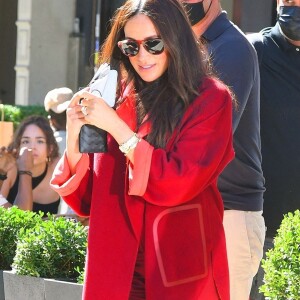 Le prince Harry, duc de Sussex et Meghan Markle sortent du restaurant Melba's à New York, le 24 septembre 2021. Juste avant le déjeuner, Meghan Markle et le prince Harry se sont rendus dans une école primaire du quartier de Harlem, à New York, afin de faire la lecture aux enfants. 