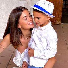 Mélanie Da Cruz avec son fils Swan