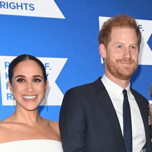 Le prince Harry et Megan Markle au photocall de la soirée de gala "Robert F. Kennedy Human Rights Ripple of Hope 2022" à l'hôtel Hilton de New York City, New York, Etats-Unis, le 6 décembre 2022. 