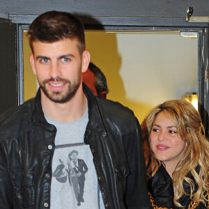 Shakira et son compagnon Gerard Pique au lancement du nouveau livre de Joan Pique, le pere de Gerard, a Barcelone, le 14 mars 2013.