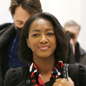 Hapsatou Sy et son compagnon Vincent Cerutti - Procès contre E.Zemmour pour "injure raciale" envers Hapsatou Sy au tribunal correctionnel de Paris, le 4 novembre 2022. © Jonathan Rebboah / Bestilmage 