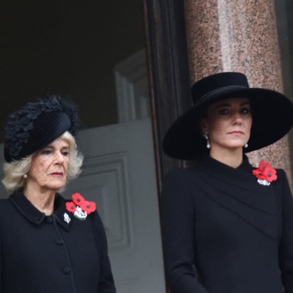 Camilla Parker Bowles, reine consort d'Angleterre et Catherine (Kate) Middleton, princesse de Galles lors du "Remembrance Sunday Service" à Londres, Royaume Uni, le 13 novembre 2022. 