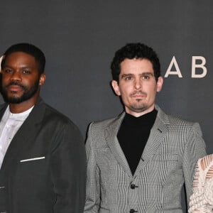 Matthew Plouffe, Olivia Hamilton, Jovan Adepo, Damien Chazelle, Li Jun Li et Brad Pitt à la première du film "Babylon" au cinéma Le Grand Rex à Paris, France, le 14 janvier 2023. © Coadic Guirec/Bestimage