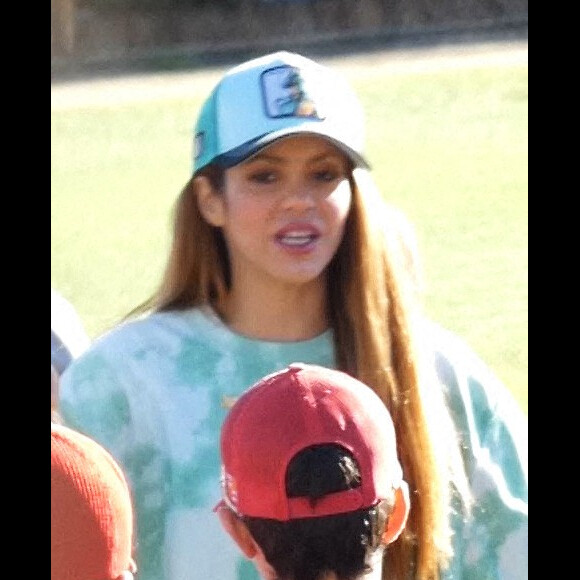 Gerard Pique et son ex-femme Shakira se croisent et s'ignorent totalement lors d'un match de baseball de leur fils Milan à Barcelone. Ils ne se sont ni regardés ni adressés la parole. Barcelone, le 19 novembre 2022.