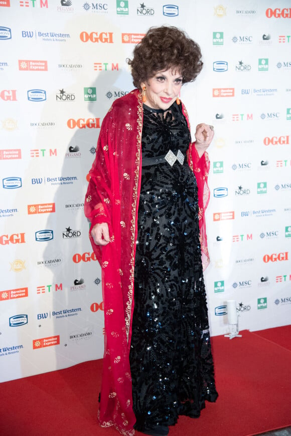 Gina Lollobrigida - Photocall du 80ème anniversaire du magazine Oggi à Milan le 2 octobre 2019. 