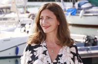 Valérie Karsenti "au bout" : la comédienne admet avoir voulu quitter Scènes de ménages, "j'en ai discuté..."