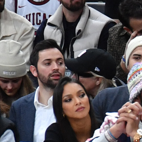 Joakim Noah et sa femme Lais Ribeiro - People au match de Basketball Paris NBA 2023 entre les Pistons de Detroit et les Bulls de Chicago à l'Accor Arena Bercy le 19 janvier 2023. © Veeren/Bestimage