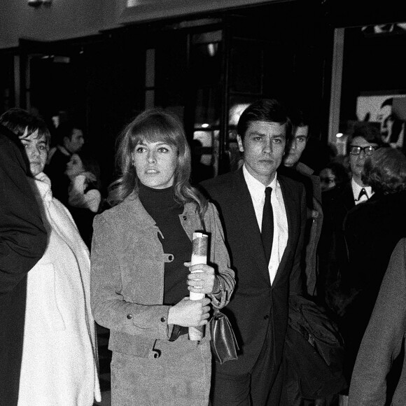 Archives : Alain Delon et sa femme Nathalie