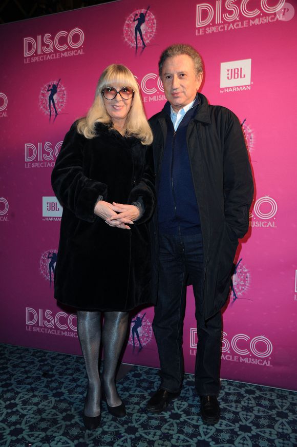 Michel Drucker et son epouse Dany Saval - Exclusif - Derniere du spectacle 'Disco' aux Folies Bergeres a Paris le 10 janvier 2014.