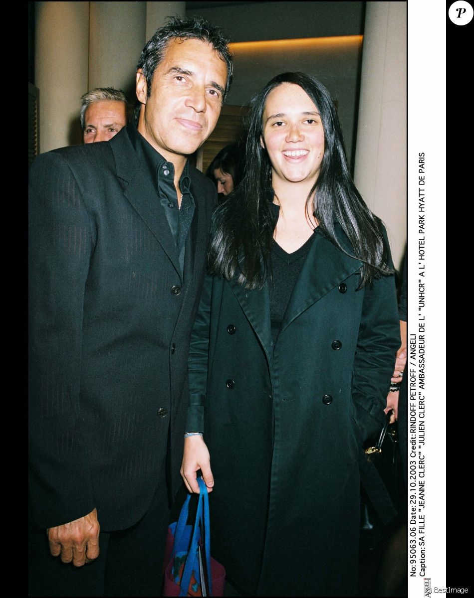 Julien Clerc et sa fille Jeanne Herry à Paris en 2003