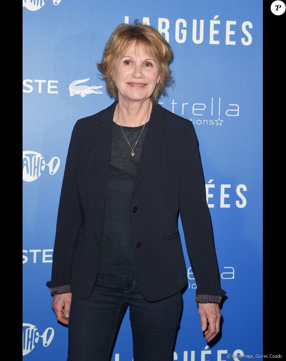 Miou-Miou à la première de "Larguées" au cinéma Gaumont Champs-Elysées Marignan à Paris © Guirec Coadic/Bestimage