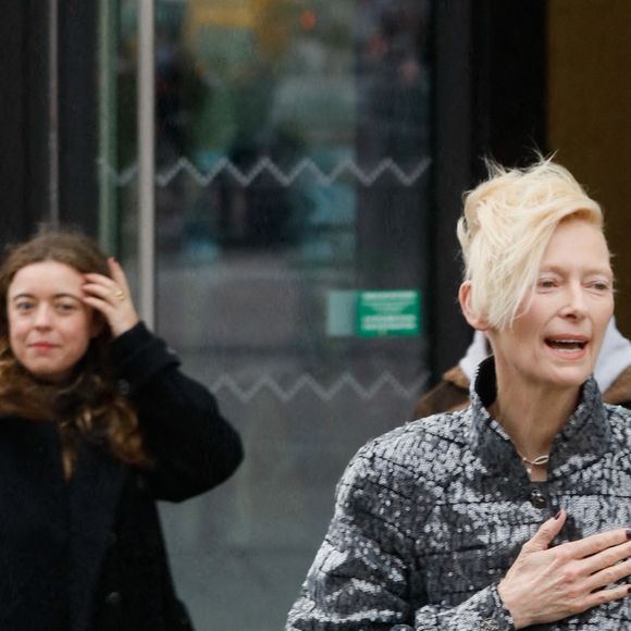 Tilda Swinton - Défilé Chanel Haute Couture printemps/été 2023 lors de la Fashion week à Paris le 24 janvier 2023. © Christophe Clovis / Veeren / Bestimage