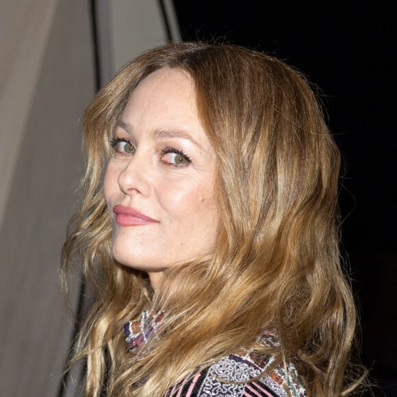 Vanessa Paradis - Défilé Haute-Couture Chanel au Grand Palais Éphémère lors de la Fashion Week printemps-été 2023 de Paris, le 24 janvier 2023. © Olivier Borde/Bestimage