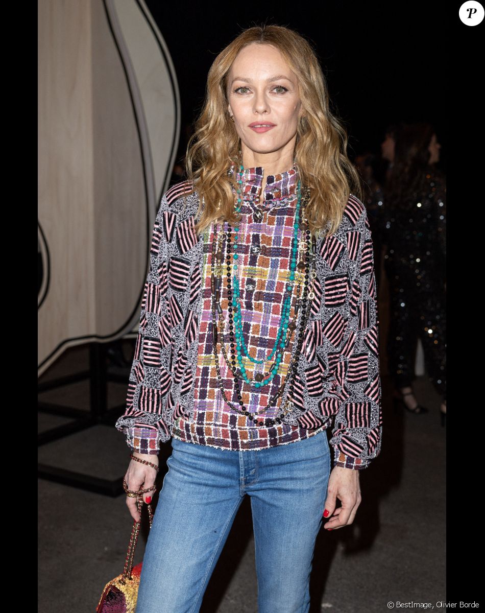 Vanessa Paradis - Défilé Haute-Couture Chanel au Grand Palais Éphémère lors de la Fashion Week printemps-été 2023 de Paris, le 24 janvier 2023. © Olivier Borde/Bestimage