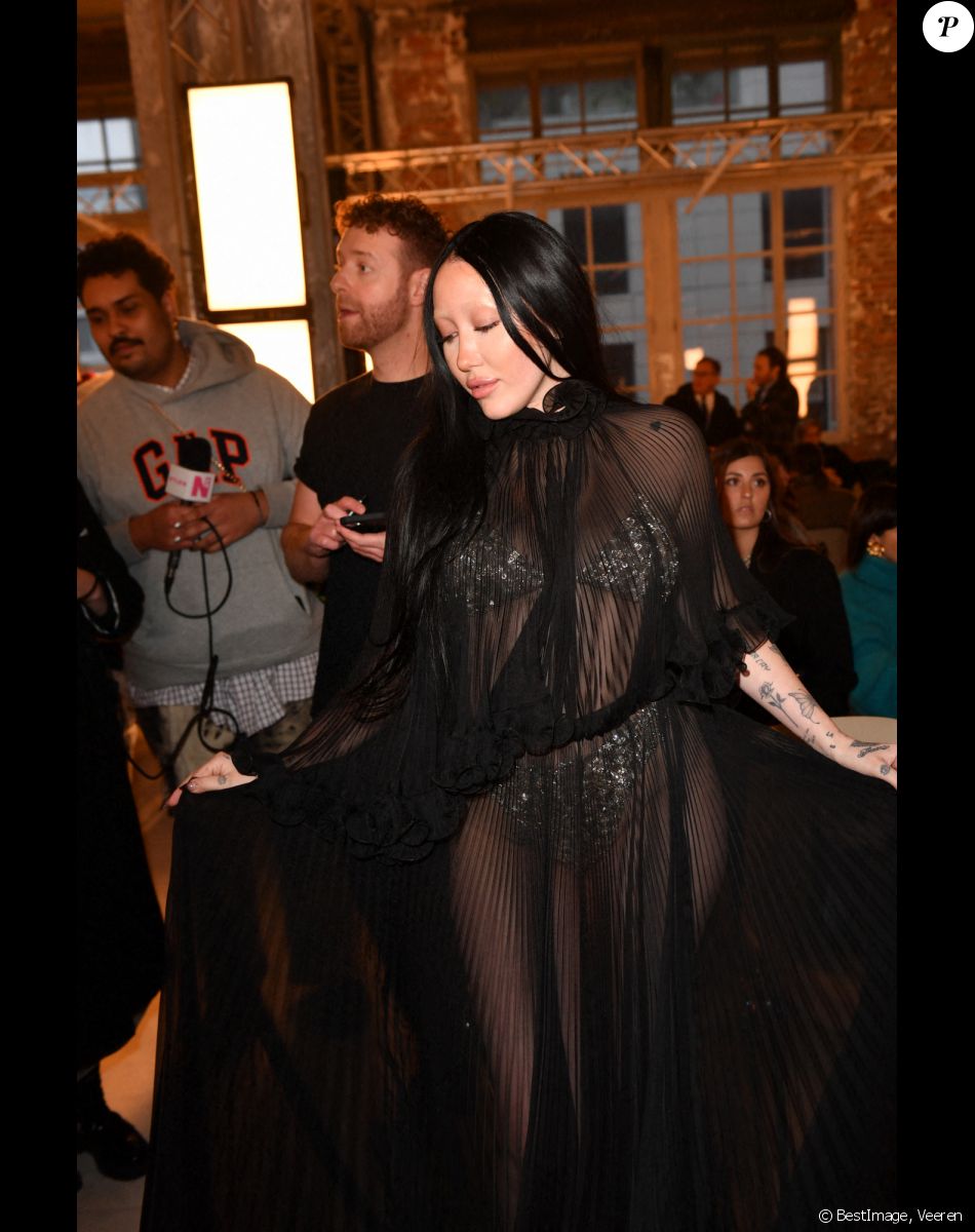 Noah Cyrus - Défilé de mode Haute-Couture Alexandre Vauthier au 50 boulevard Lefebvre lors de la Fashion Week printemps-été 2023 de Paris, le 24 janvier 2023. © Veeren/Bestimage