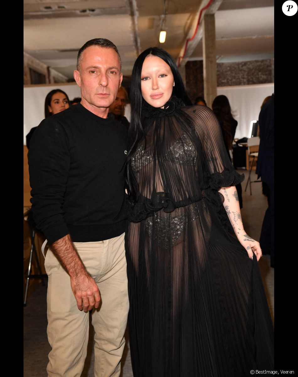 Alexandre Vauthier et Noah Cyrus - Défilé de mode Haute-Couture Alexandre Vauthier au 50 boulevard Lefebvre lors de la Fashion Week printemps-été 2023 de Paris, le 24 janvier 2023. © Veeren/Bestimage