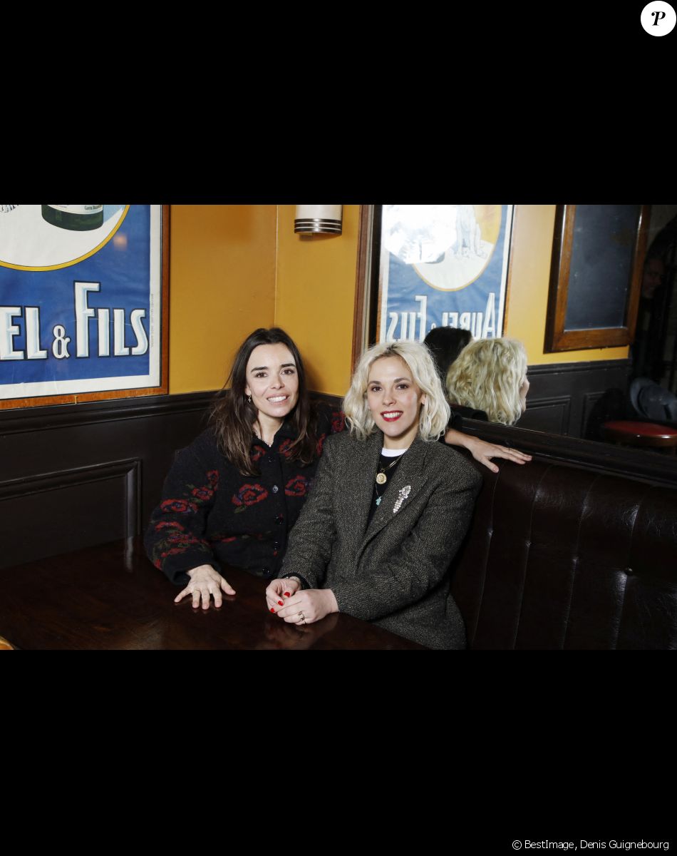 Exclusif - Alysson Paradis et Elodie Bouchez lors de l'avant-première du film "Amore Mio" au Cinéma Saint-André des Arts à Paris le 23 janvier 2023. © Denis Guignebourg / Bestimage