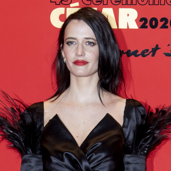 Eva Green - Photocall du dîner de la cérémonie des César au Fouquet's à Paris. © Pierre Perusseau / Bestimage 