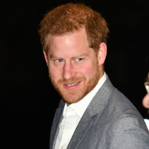 Le prince Harry, duc de Sussex, arrive à la cérémonie des OnSide Awards au Royal Albert Hall à Londres le 17 novembre 2019.