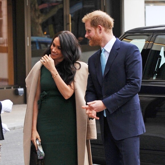 Le prince Harry, duc de Sussex, et Meghan Markle, duchesse de Sussex, arrivent à la cérémonie "Wellchild Awards" au Royal Lancaster Hotel à Londres, le 15 octobre 2019. 