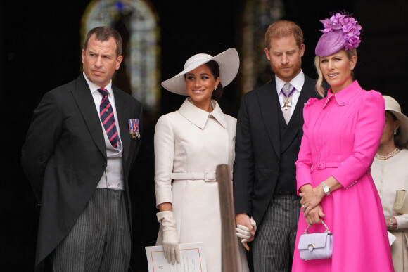 Peter Philips, Le prince Harry, duc de Sussex, et Meghan Markle, duchesse de Sussex, Zara Phillips (Zara Tindall) - Les membres de la famille royale et les invités lors de la messe célébrée à la cathédrale Saint-Paul de Londres, dans le cadre du jubilé de platine (70 ans de règne) de la reine Elisabeth II d'Angleterre. Londres, le 3 juin 2022. 