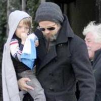 Brad Pitt et Angelina Jolie : Promenade italienne avec Zahara... et la jolie Shiloh !