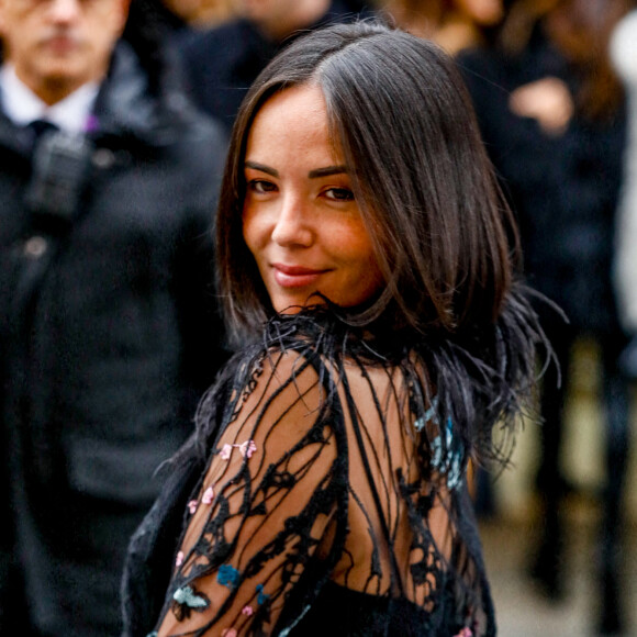 Agathe Auproux - Arrivées au défilé de mode Haute-Couture Elie Saab au Carreau du Temple lors de la Fashion Week Printemps-été 2023 de Paris, France, le 25 janvier 2023. © Christophe Clovis/Bestimage