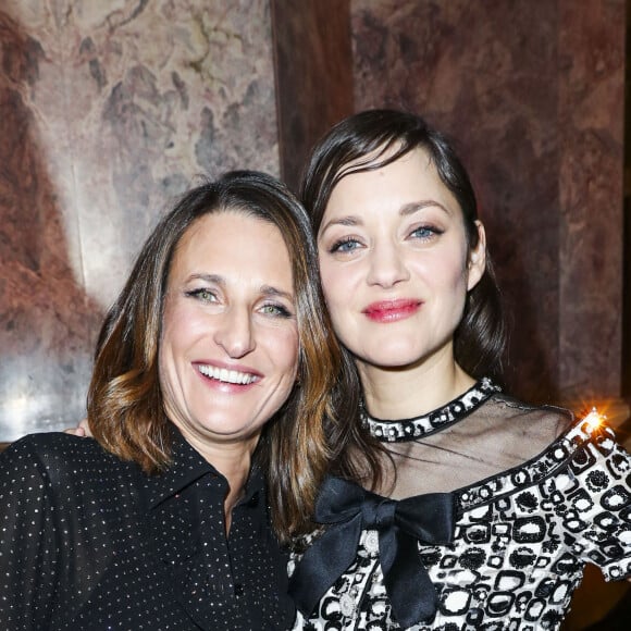 Camille Cottin et Marion Cotillard ( en chanel) - Intérieur du dîner Chanel des révélations César 2020 au Petit Palais à Paris, le 13 janvier 2020. © Olivier Borde/Bestimage 