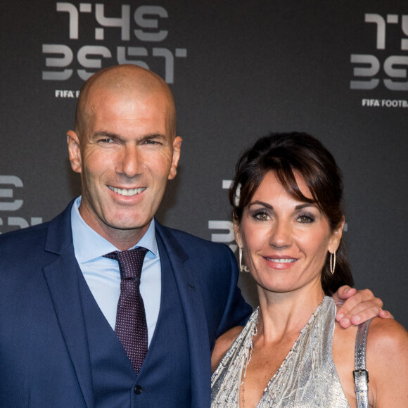 Zinedine Zidane et sa femme Véronique - Les célébrités arrivent à la cérémonie des Trophées Fifa 2018 au Royal Festival Hall à Londres, Royaume Uni, le 25 septembre 2018. © Cyril Moreau/Bestimage