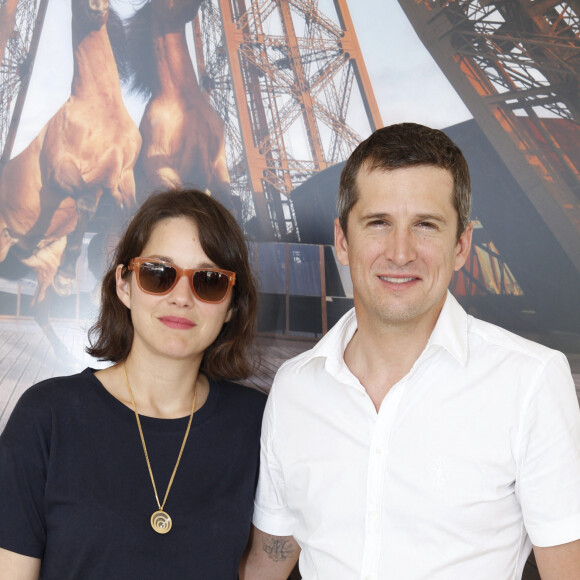 Exclusif - Marion Cotillard et son compagnon Guillaume Canet - People lors du Longines Paris Eiffel Jumping au Champ-de-Mars à Paris, le 4 juillet 2015. 