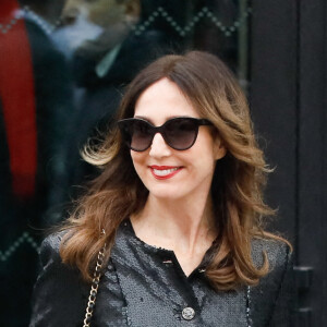 Elsa Zylberstein - Arrivées au défilé de mode Haute-Couture "Chanel" lors de la fashion week à Paris. Le 24 janvier 2023. © Veeren-Christophe Clovis / Bestimage