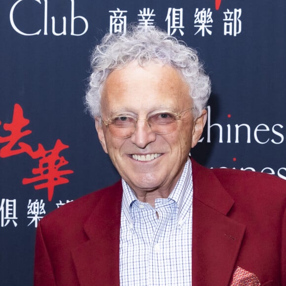 Nelson Monfort - Déjeuner du Chinese Business Club en l'honneur de Frédéric Arnault, Directeur Général de Tag Heuer (LVMH), dans les salons de l'hôtel du Collectionneur à Paris, France, le 21 Avril 2022. © Jack Tribeca/Bestimage