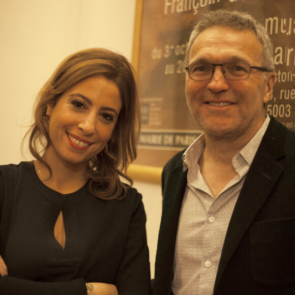 Léa Salamé (lauréate 2015) et Laurent Ruquier - Remise du Prix Philippe Caloni 2015 à la Scam (Société Civile des Auteurs Multimedias) à Paris le 24 novembre 2015.   © Veeren / Bestimage