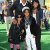 Will Smith et Jada Pinkett accompagnés de leur fashion kids : l'adorable Willow (top tendance !) et l'élégant Jaden... On adore !