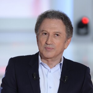 Michel Drucker - Enregistrement de l'émission Vivement Dimanche le 4 mars 2015.