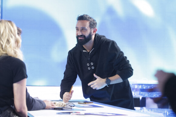 Exclusif - Cyril Hanouna - Sur le plateau de l’émission TPMP (Touche Pas à Mon Poste) présentée en direct par C.Hanouna et diffusée sur C8 - Paris le 23/01/2023 - © Jack Tribeca / Bestimage No Web - Belgique et Suisse 