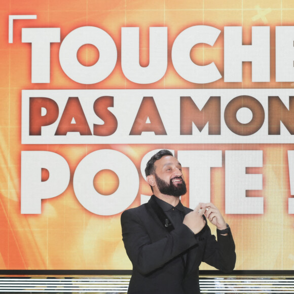 Exclusif - Cyril Hanouna - Sur le plateau de l’émission TPMP (Touche Pas à Mon Poste) présentée en direct par C.Hanouna et diffusée sur C8 - Paris le 02/01/2023 - © Jack Tribeca / Bestimage  No Web - Belgique et Suisse 