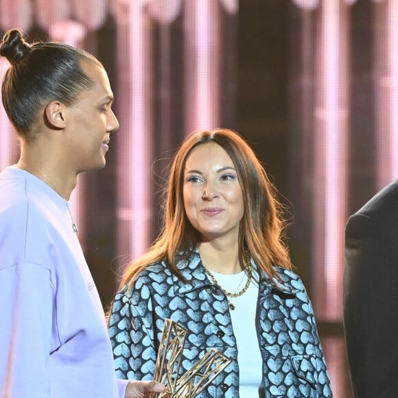 Le chanteur Stromae (Artiste masculin et Album "Multitude") avec sa femme Coralie Barbier lors de la 38ème cérémonie des Victoires de la musique à la Seine musicale de Boulogne-Billancourt, France, le 10 février 2023. © Coadic Guirec/Bestimage