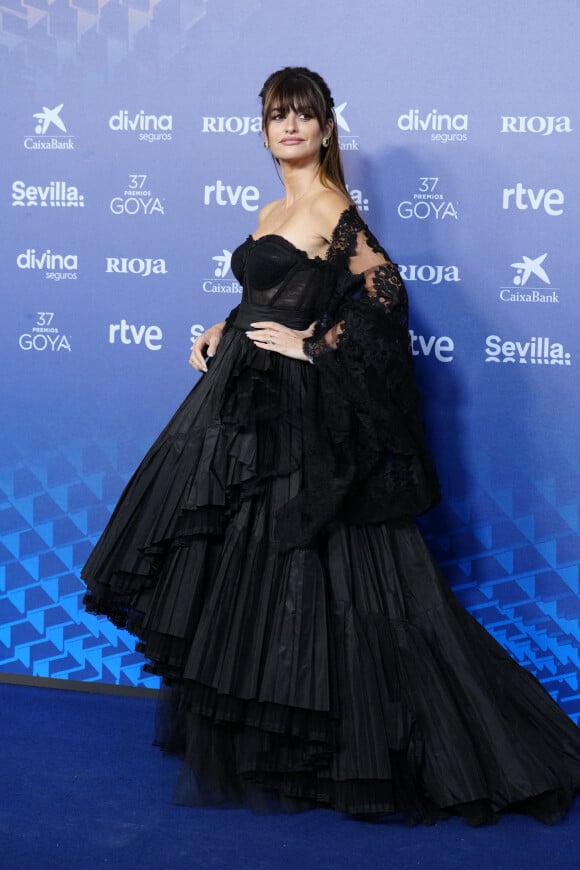 Penelope Cruz au photocall de la 37ème édition de la cérémonie des Goya, organisée par l'Academia de las artes y las ciencias cinematográficas de España, au FIBES centre de conférences et d'expositions de Séville, Espagne, le 11 février 2023. 