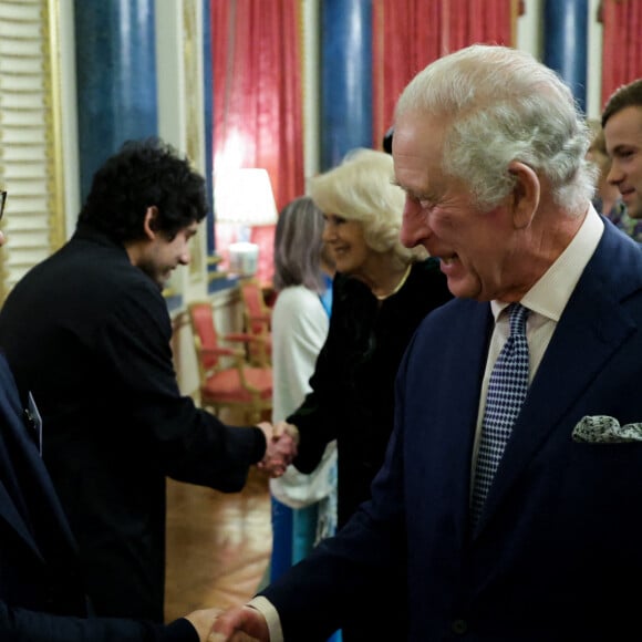 Le roi Charles III d'Angleterre lors d'une réception pour les communautés britanniques d'Asie de l'Est et du Sud-Est au Palais de Buckingham le 1er février 2023. 
