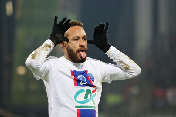 Neymar après son but - Match de 16ème de finale de la Coupe de France 2023 "Pays de Cassel - PSG (0-7)" au stade Bollaert-Delelis à Lens, le 23 janvier 2023.