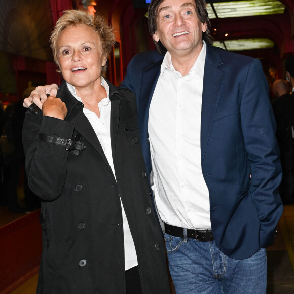 Muriel Robin et Pierre Palmade - Inauguration de la statue de cire de "Muriel Robin et Pierre Palmade" au musée Grévin à Paris le 25 octobre 2021. © Coadic Guirec/Bestimage