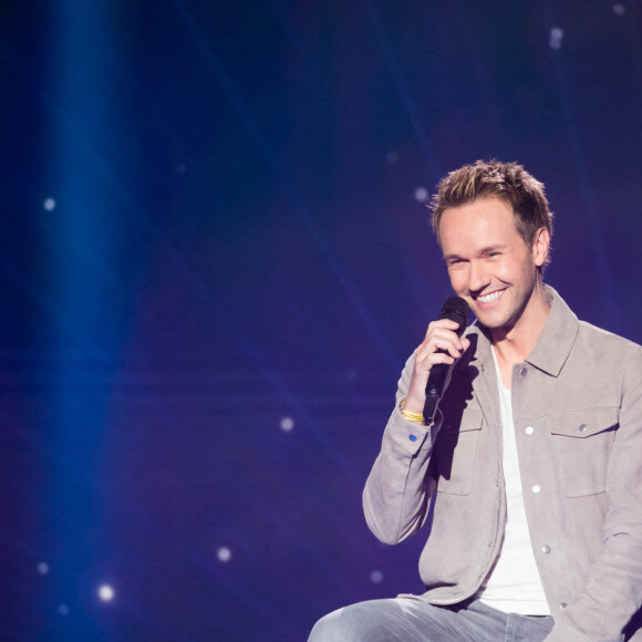 Exclusif - Cyril Feraud - Enregistrement de l'émission "La boîte à Secrets 9" à Paris, qui sera diffusée le 9 septembre sur France 3. Au cours de la soirée, chaque invité aura une boîte disposée devant lui, de laquelle il extraira un objet revêtant une valeur particulière à ses yeux. Après en avoir livré la signification en plateau, la personnalité verra alors apparaître une surprise dans la boîte géante de l'émission, avec l'intervention de proches. Une émission qui véhicule de belles valeurs, et qui contiendra son lot de larmes et de révélations dans une atmosphère bienveillante. Paris le 08/03/021 © Tiziano Da Silva / Bestimage
