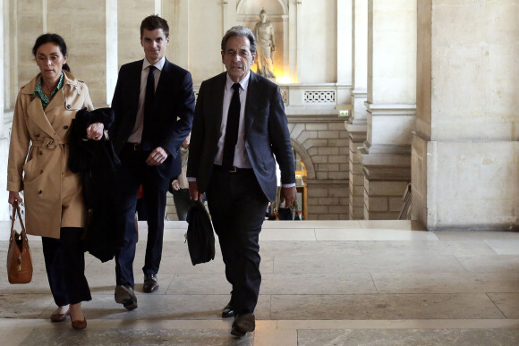 Le célèbre avocat Pierre Haïk est mort.
L'avocat, Me Pierre Haïk représente Serge Dassault lors de son procès au palais de justice à Paris, le 4 juillet 2016.